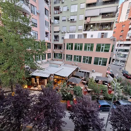 Tirana Apartament * Τίρανα